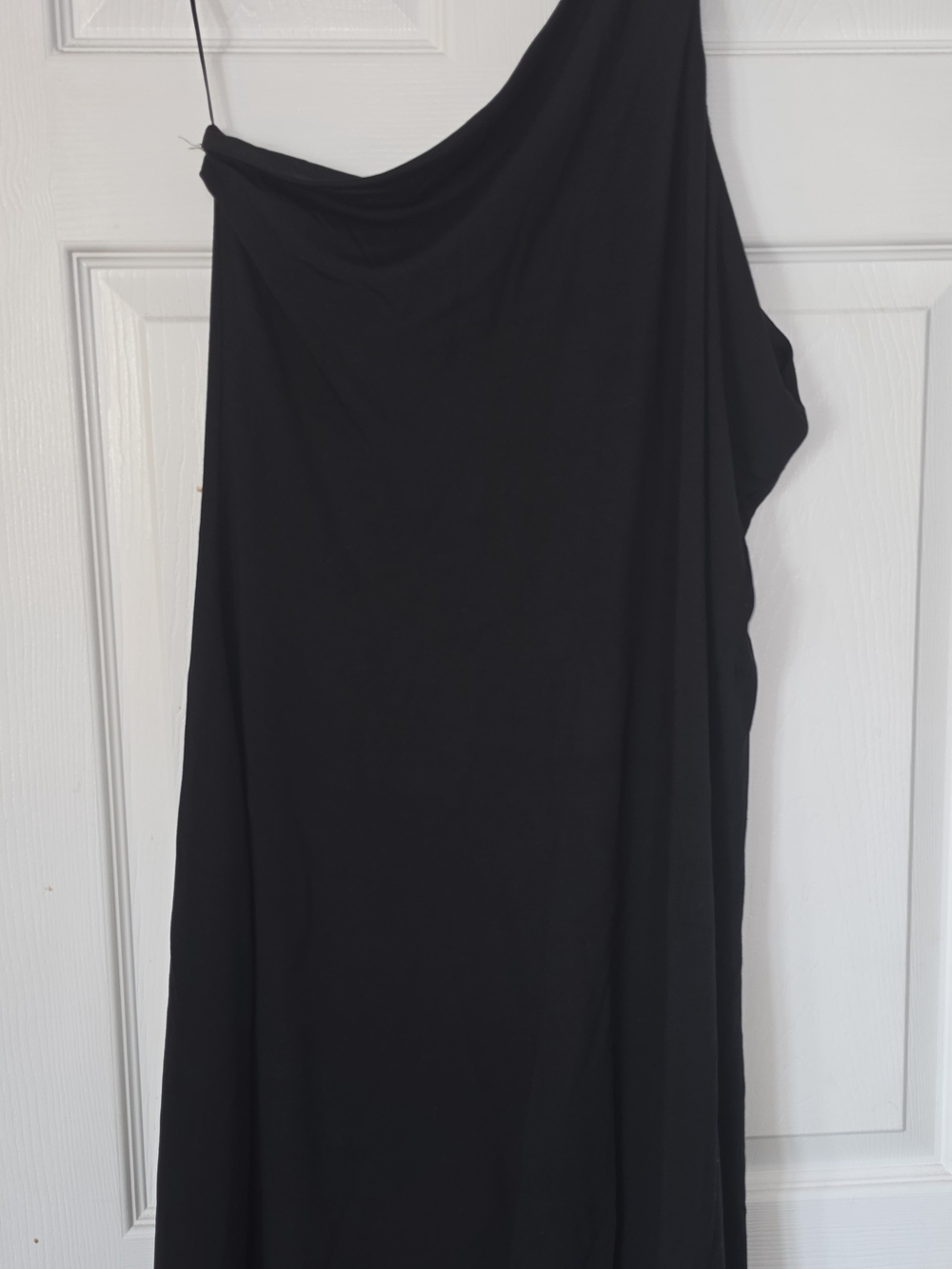 Express One-Shoulder Black Evening Dress
